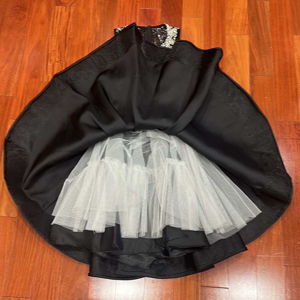 Prom dress - Picture 3 of 7